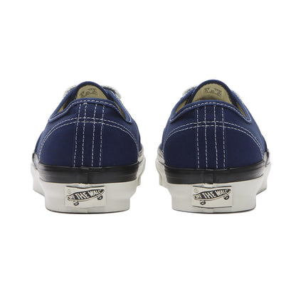 BILLY’S EXCLUSIVE - VANS PREMIUM AUTHENTIC 44 DECK