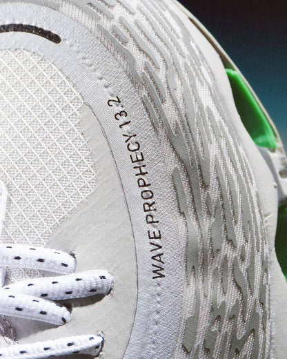 BILLY’S EXCLUSIVE MIZUNO / WAVE PROPHECY 13.2